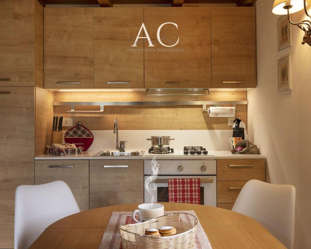 Apartamento Sunshine Vione Exterior foto